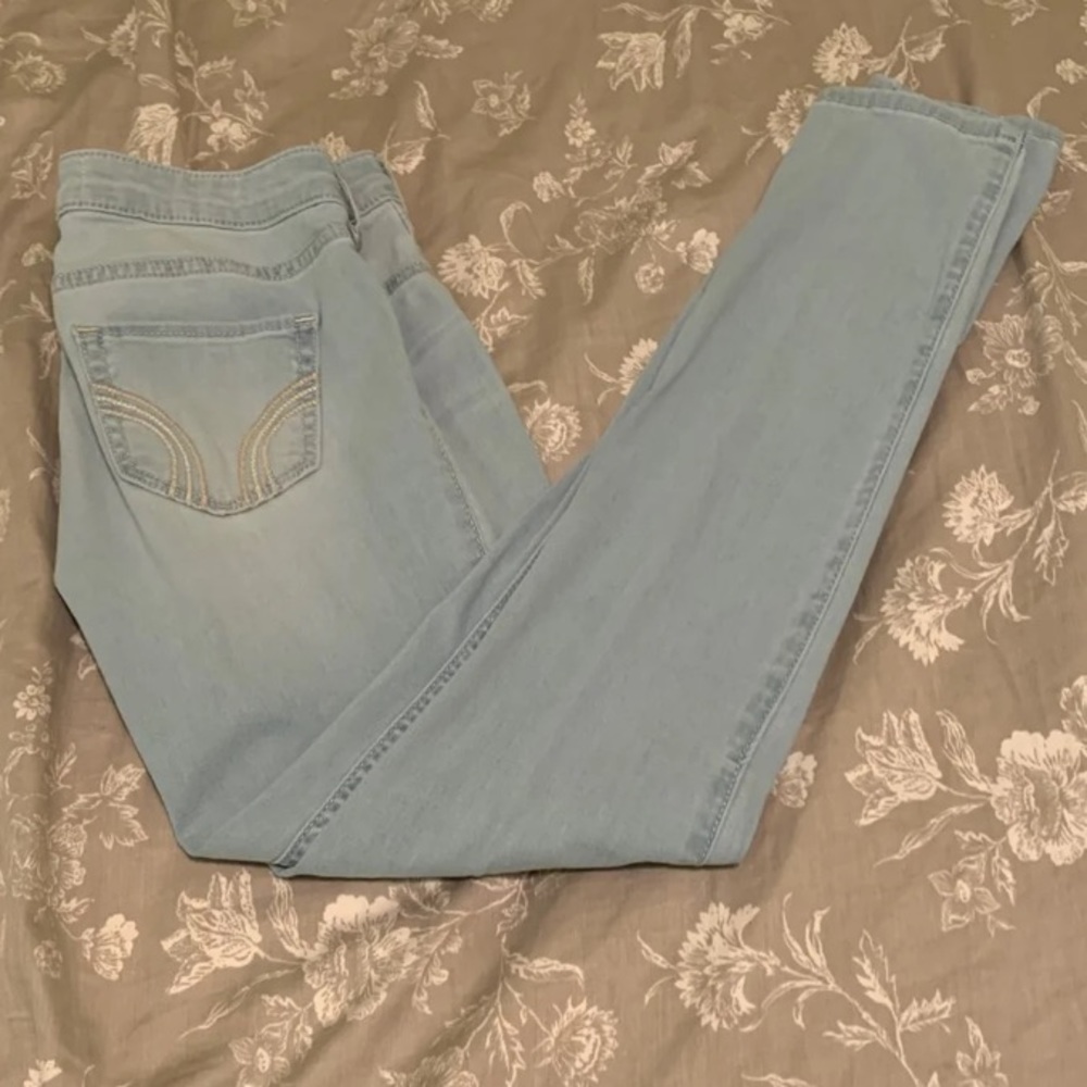 Hollister jeans